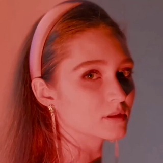 Telegram profile photo for Лана Путилова | Психология и телесная терапия | Питер