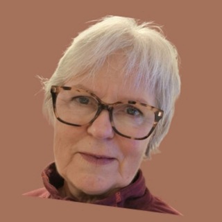 Telegram profile photo for A Different Way with Susanne H 🌟