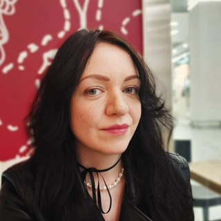 Telegram profile photo for 🍎Лена про английский с юмором A0-C1🍒