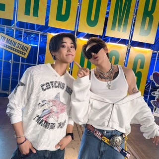 Telegram profile photo for 𝖻𝗅𝗈𝖼𝗄 𝖻' 𝗌 𝖽𝖺𝗇𝖼𝖾 𝖿𝗅𝗈𝗈𝗋 🐝