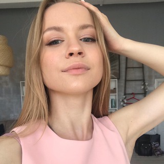 Telegram profile photo for Лиса смотрит и снимает 🦊🎬