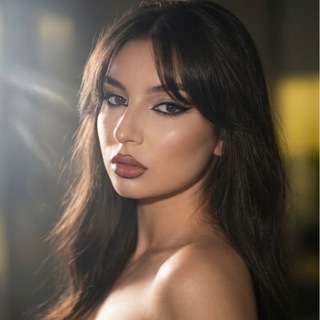 Telegram profile photo for KAROLINA MELNIK