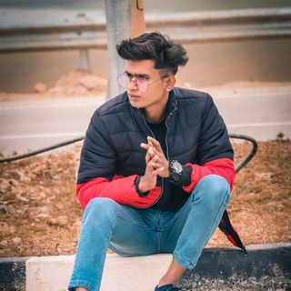 Telegram profile photo for Pose for photoshoot🚶♂