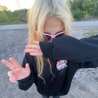 Telegram profile photo for Американка из Кз🦈