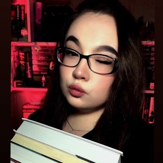 Telegram profile photo for Лина с книгой