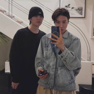 Telegram profile photo for юнᥴ᧐κᥙ κᥲн᧐н