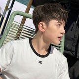 Telegram profile photo for SEOK MATTHEW - 석매튜 | UPDATE