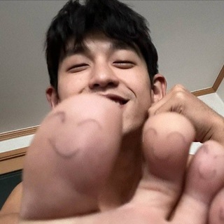 Telegram profile photo for Boys彩虹梦游仙境(体育生版)