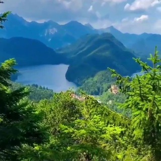 Telegram profile photo for Travel.com🏞