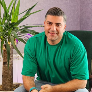 Telegram profile photo for سیاستهای رابطه با اشکان حریت 💕