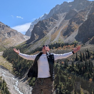 Telegram profile photo for Alex Random ART & Travel