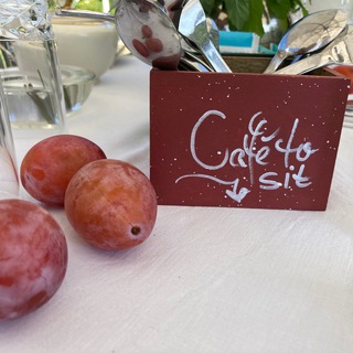 Telegram profile photo for Café to sit 🇨🇭