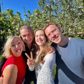 Telegram profile photo for Ломановы