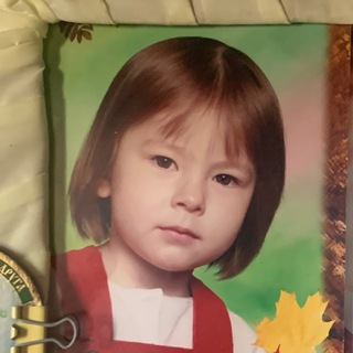 Telegram profile photo for «строго между нами» (Naina Dvinskikh)