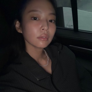 Telegram profile photo for JENNIE