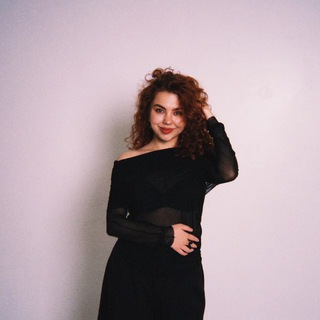 Telegram profile photo for кудряшка, но не Сью