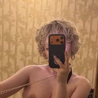Telegram profile photo for Mervepery Arşiv