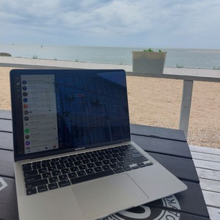 Telegram group profile photo for Poltrader chat 👨💻