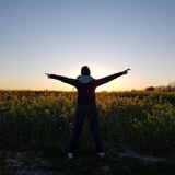 Telegram profile photo for walktoyourself - Jetzt beginnt deine Reise zurück zu dir selbst...