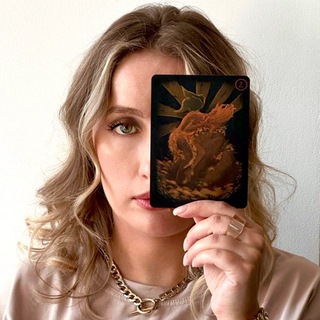 Telegram profile photo for Даша ✨Путеводная