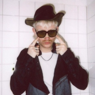 Telegram profile photo for #diva. || joostkisser