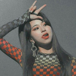 Telegram profile photo for 🪐Kpop world🪐