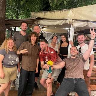 Telegram group profile photo for T5 🧠 Trivia Night