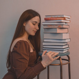 Telegram profile photo for Книжный клуб - BOOKMADNESSS