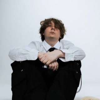 Telegram profile photo for ПОЭТ ПЕРЕХОДНИК