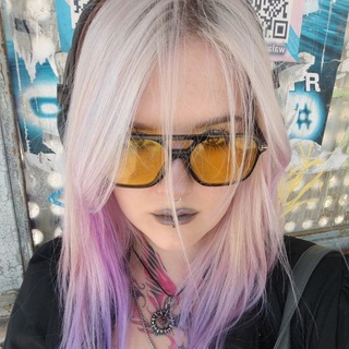 Telegram profile photo for ~что то ,с чем то~