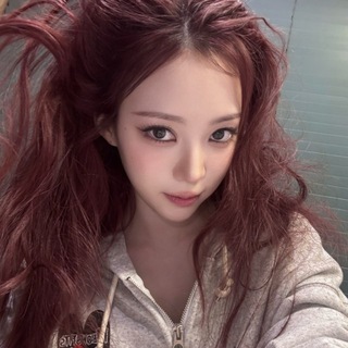 Telegram profile photo for the MEOVV label
