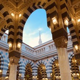 Telegram profile photo for ~ الغَرِيبَة ~