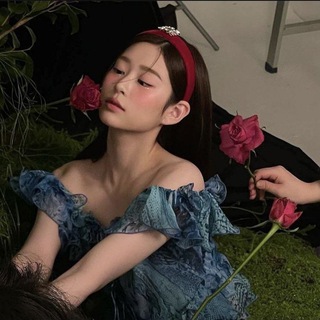 Telegram profile photo for Minju.