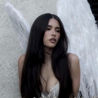 Telegram profile photo for 𝖢𝖺𝗅𝗂𝗌𝗍𝖺"