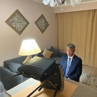 Telegram profile photo for Планшет на стуле