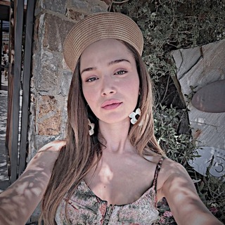 Telegram profile photo for 𝘤𝘦𝘦𝘳𝘦𝘯𝘴𝘴’🤎