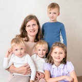 Telegram profile photo for Анна Данилова: дети, театры, книги