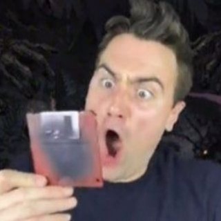 Telegram profile photo for Люк Кардер куснул паребрик