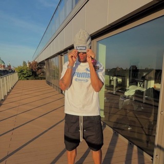 Telegram profile photo for 𝐎𝐥𝐢𝐯𝐞𝐫 𝐒𝐦𝐢𝐭𝐡