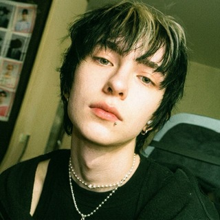 Telegram profile photo for бешени cameraman тэён