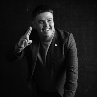 Telegram profile photo for Lakhtionov | Неможливе - МОЖЛИВО