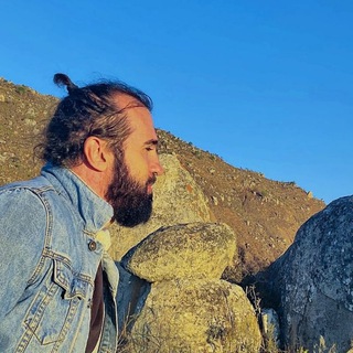 Telegram profile photo for Вокруг света 🌍 Артём Кубарев