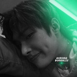 Telegram profile photo for 𝐚𝐮𝐫𝐨𝐫𝐚 𝐛𝐨𝐫𝐞𝐚𝐥𝐢𝐬 ;; 🌌
