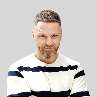 Telegram profile photo for Proдаем в интернете с Михаилом Сигал