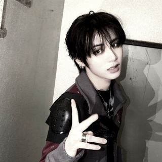 Telegram profile photo for ‘mon cher taesani’ || 想