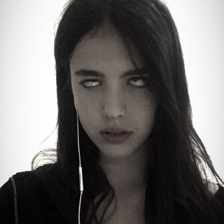 Telegram profile photo for 𑣲 margaret qualley / маргарет куолли