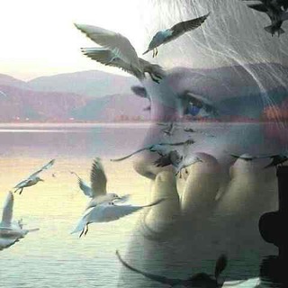 Telegram profile photo for عاشقانه ای برای ماه