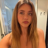 Telegram profile photo for Nicole Wallace