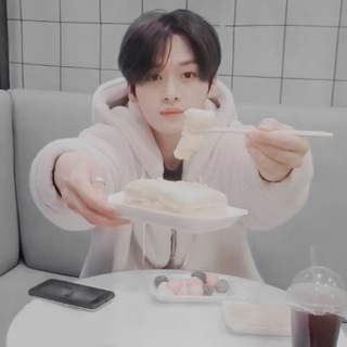 Telegram profile photo for girl dinner