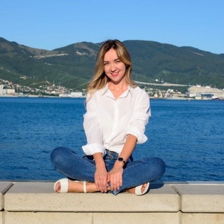 Telegram profile photo for Юля на море | Редактор | Коммерческий писатель